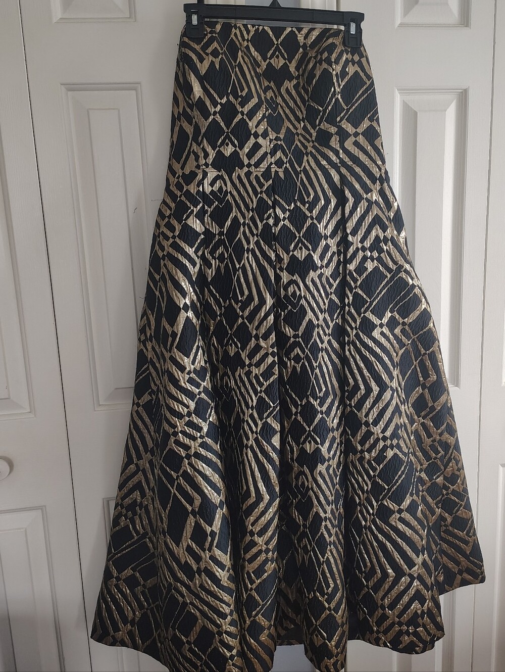 Donna Karan New York Strapless Jacquard Fit & Flare Dress in Black and Gold 14 - Picture 3 of 15